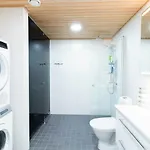 Huoneisto Spacious For 4 With Sauna *