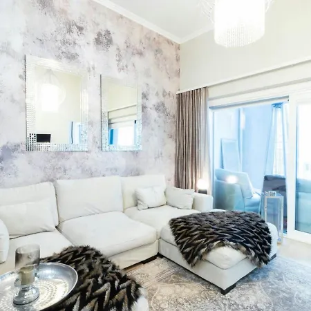 Spacious For 4 With Sauna *