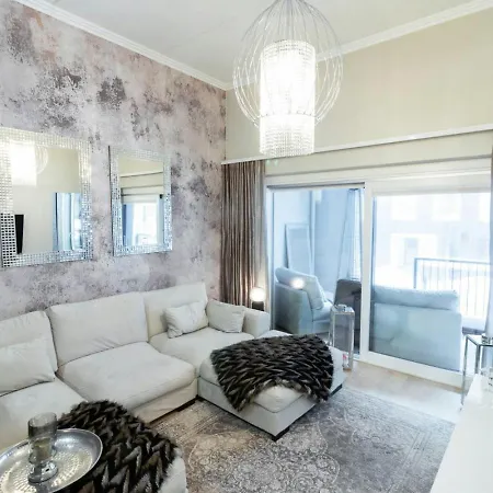 Apartamento Spacious For 4 With Sauna