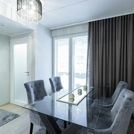 דירה Spacious For 4 With Sauna הלסינקי