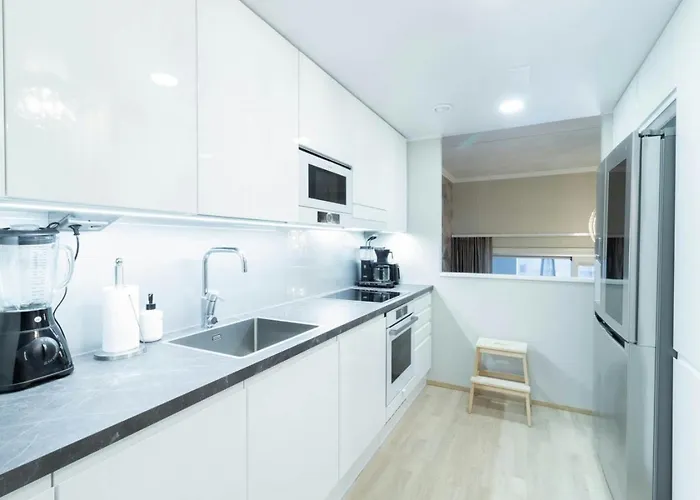 Spacious For 4 With Sauna Ελσίνκι