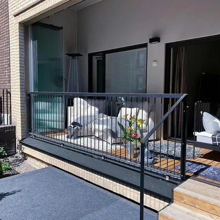 Apartment Spacious For 4 With Sauna